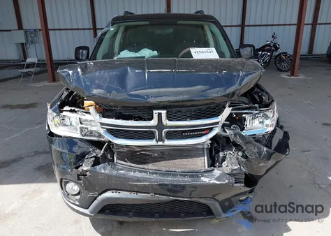 2015 Dodge Journey Sxt z USA, uszkodzony, nr VIN 3C4PDCBG9FT668891
